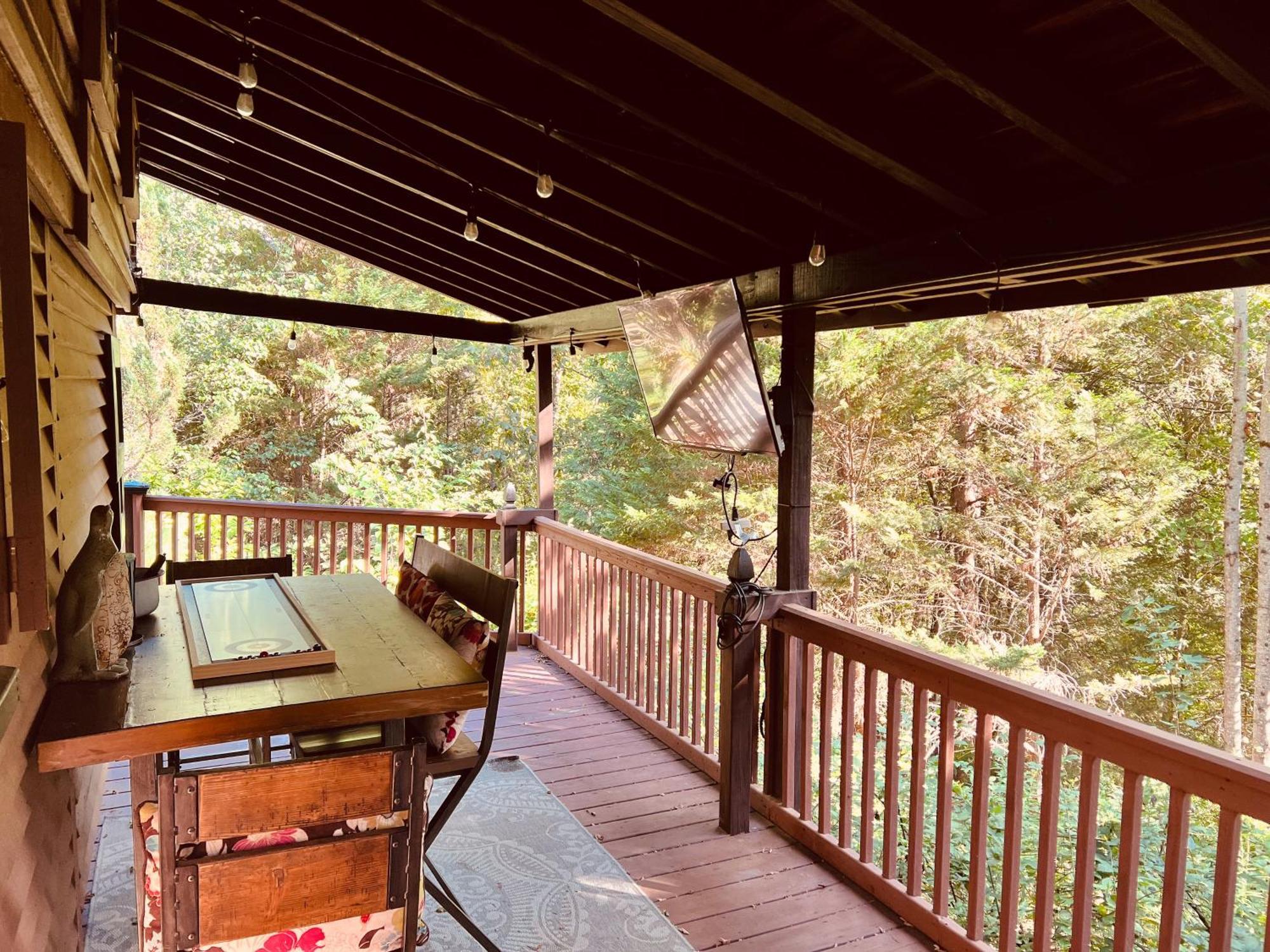 הוילה Cosby Tiny House, Wifi,Hot Tub,Secluded מראה חיצוני תמונה